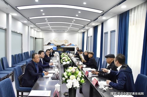 甘肅省經(jīng)貿(mào)協(xié)會(huì)與蘭州市有關(guān)部門赴蘭州友誼酒店管理公司開(kāi)展專題調(diào)研交流